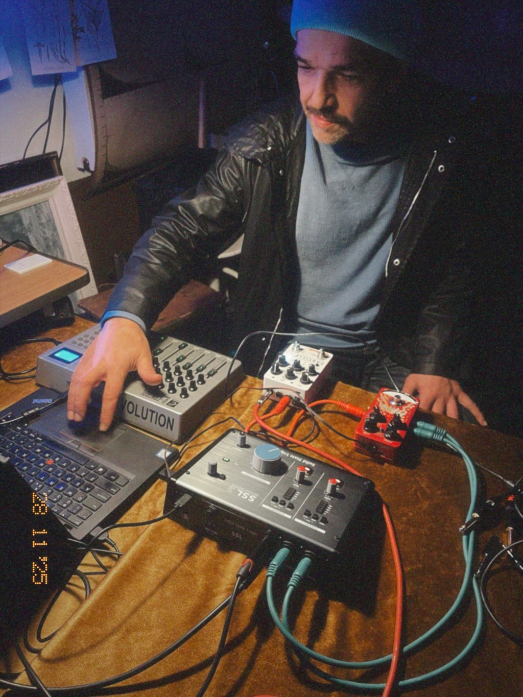 Double Acts 13 @ida_idzinska @radek_kobus // otwarte sesje improwizowane Trójmiejskiej Sceny Elekrtoakustycznej TSE // 27-11-2025 / @inaczejnizwraju